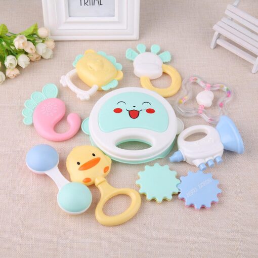 1Pc Baby Rattle Teether Toy Plastic Silicone Music Hand Shake Bed Crib Hanging Educational Toy Gift